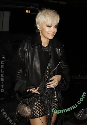 Rita Ora / ritaora / ritaoraeu nude photo #7975