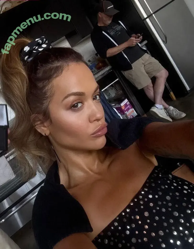 Rita Ora nude photo #7851 (ritaora / ritaoraeu)