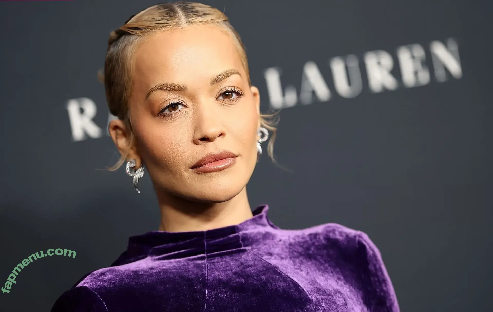 Rita Ora nude photo #7865 (RitaOra)