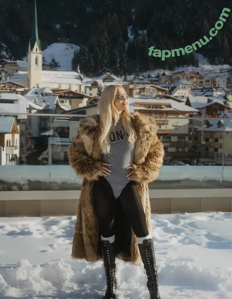 Rita Ora nude photo #7959 (ritaora / ritaoraeu)