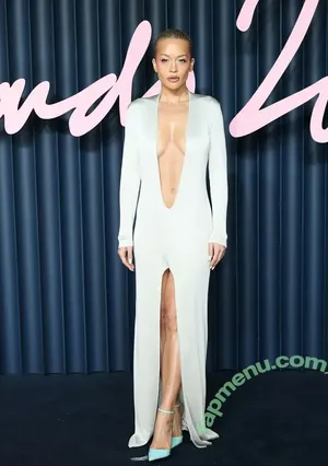 Rita Ora / ritaora / ritaoraeu nude photo #8012