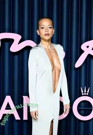 Rita Ora / ritaora / ritaoraeu nude photo #8016