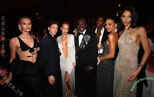 Rita Ora / RitaOra nude photo #8072