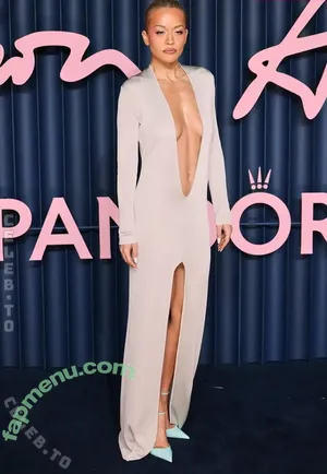 Rita Ora / RitaOra nude photo #8076