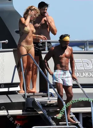 Rita Ora / RitaOra nude photo #8129