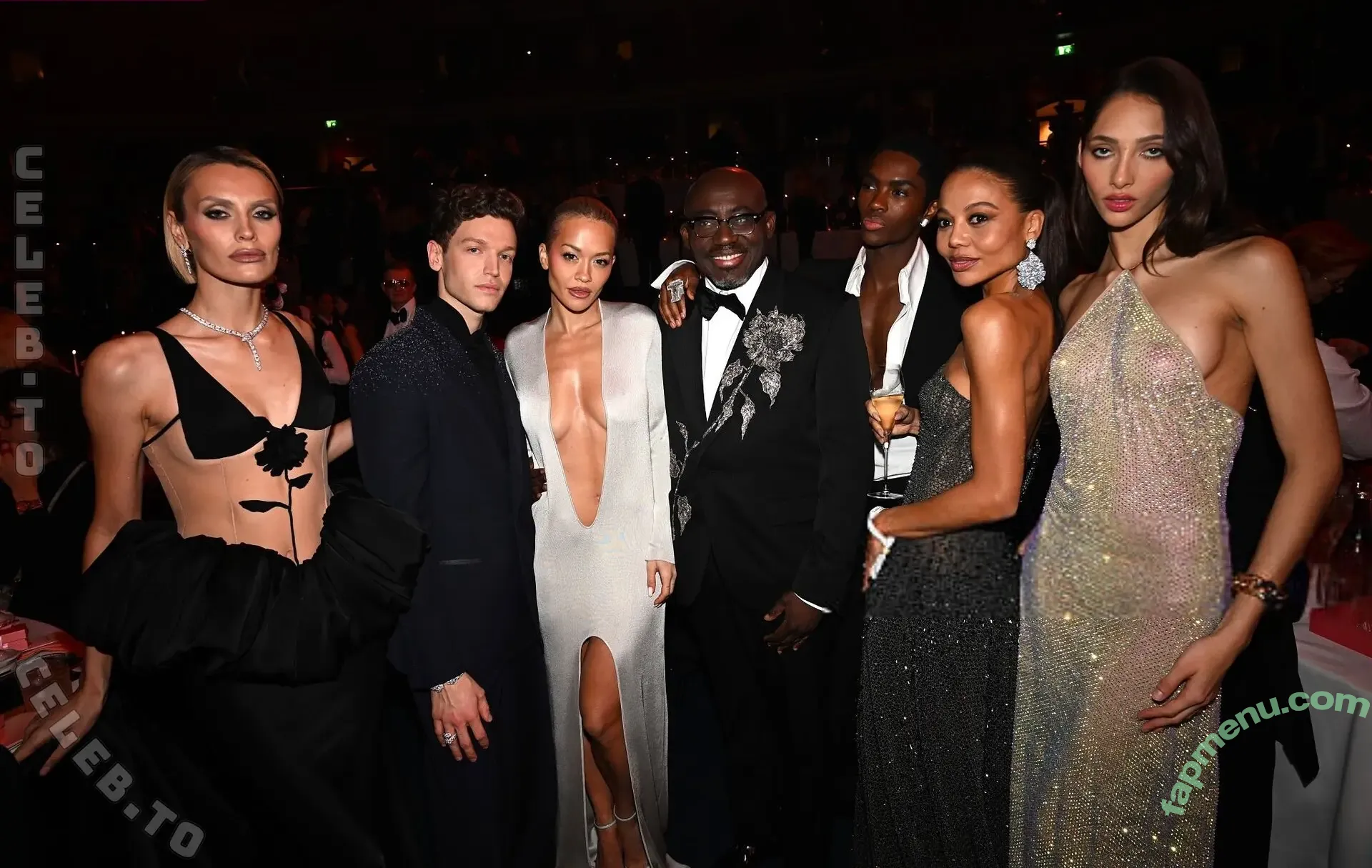 Rita Ora nude photo #8072 (ritaora / ritaoraeu)