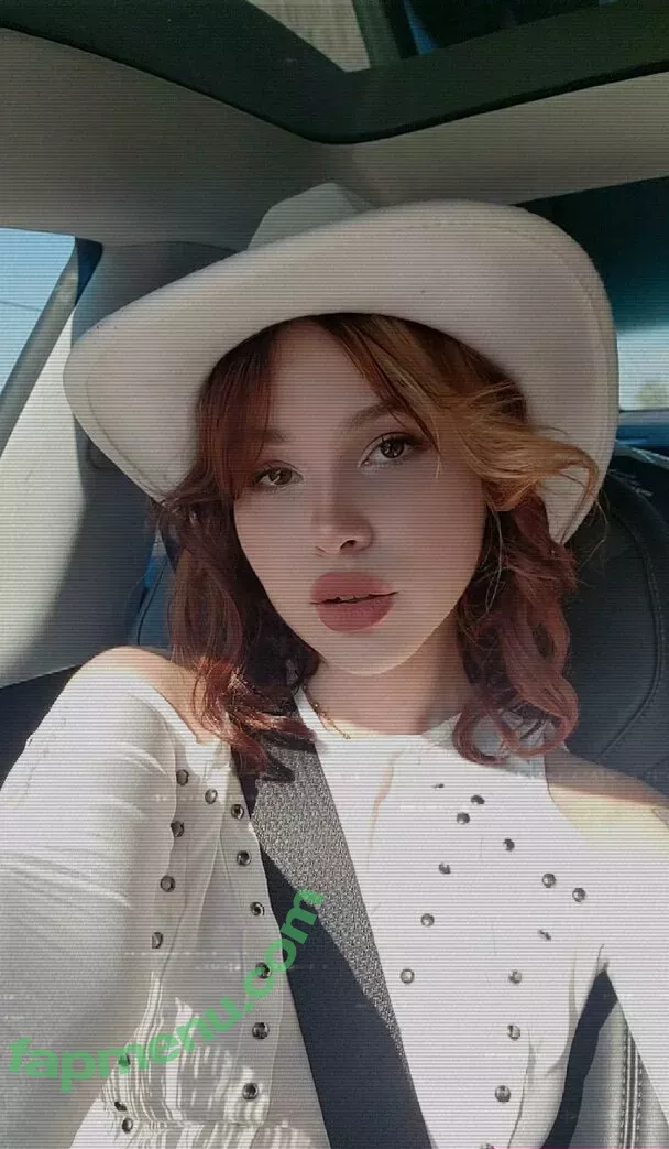 Rita Stark nude photo #0011 (RitaLolita / brattyrita / gwenfaerie / rita.stark / ritastark)