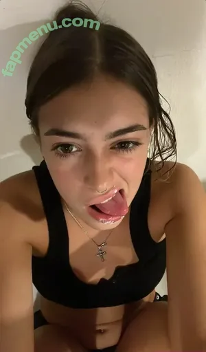  nude photo #0003