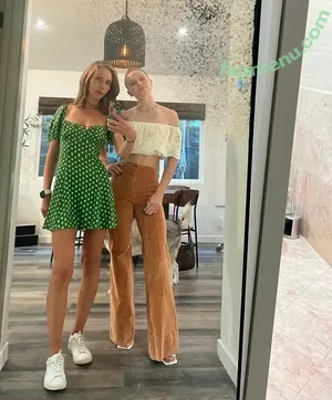 Rita Volk / itsmeritavolk nude photo #0140