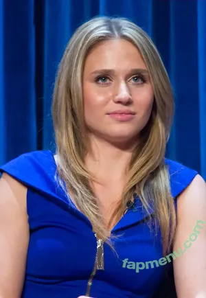 Rita Volk / itsmeritavolk nude photo #0165