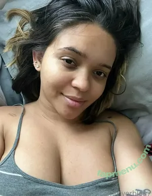  nude photo #0001