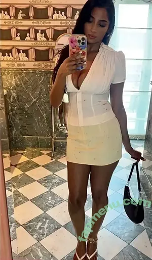 _riya.b / Riya B 🇧🇩 / riya.b_ nude photo #0032