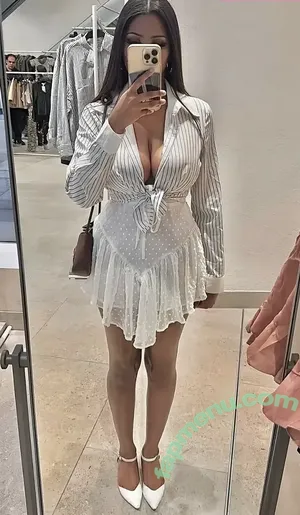 _riya.b / Riya B 🇧🇩 / riya.b_ nude photo #0034