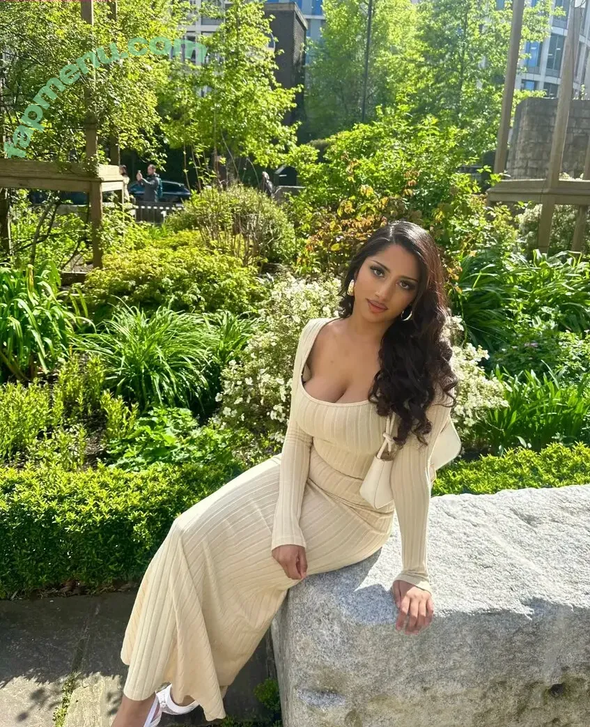 _riya.b nude photo #0056 (Riya B / riya.b_)