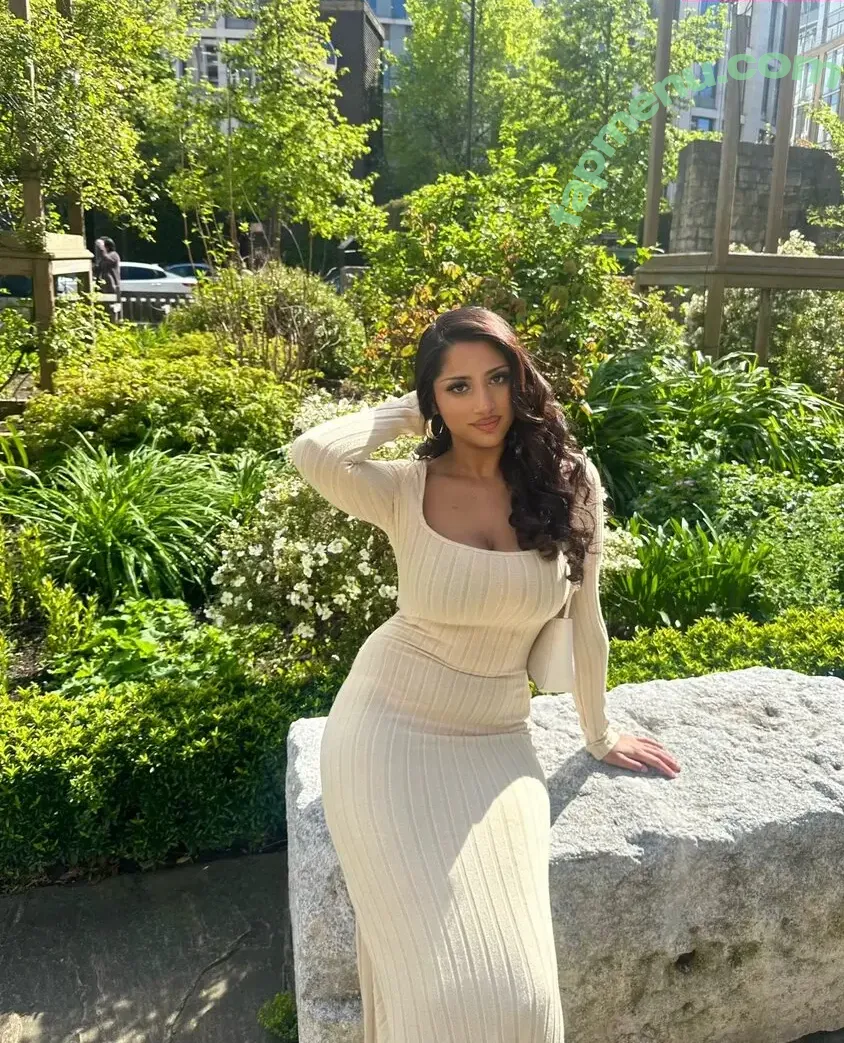 _riya.b nude photo #0060 (Riya B / riya.b_)