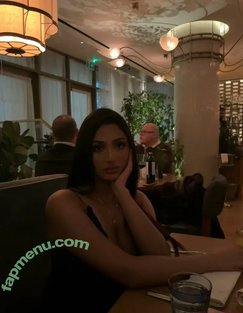 _riya.b nude photo #0074 (Riya B / riya.b_)