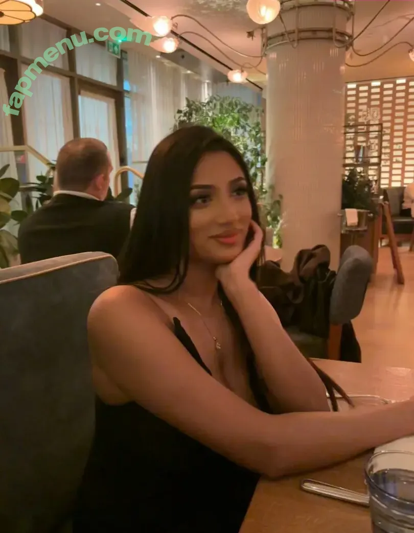 _riya.b nude photo #0075 (Riya B / riya.b_)