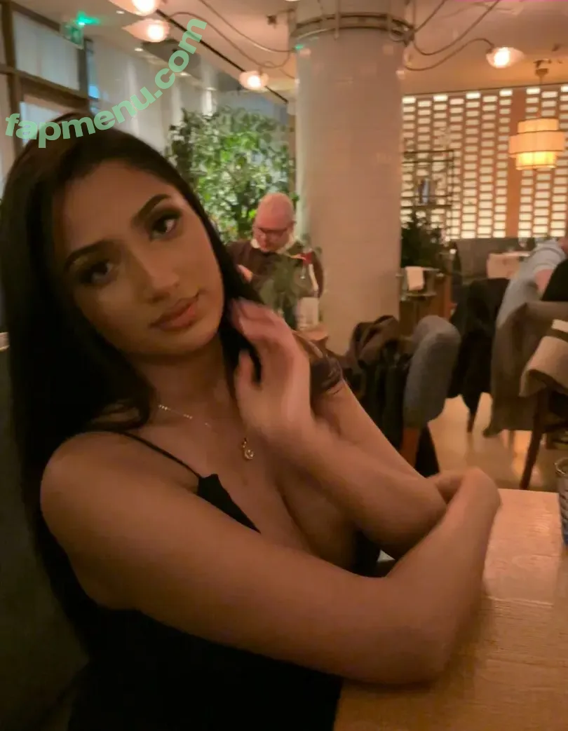 _riya.b nude photo #0076 (Riya B / riya.b_)