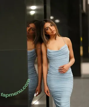Riya Shukla / riyaashukla nude photo #0029