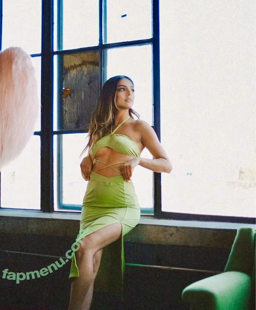 Riya Shukla nude photo #0022 (riyaashukla)