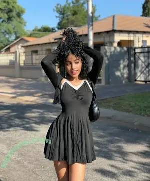Rizyy__ / gloriaamandabrown nude photo #0016