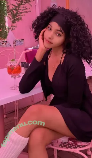 Rizyy__ / gloriaamandabrown nude photo #0030
