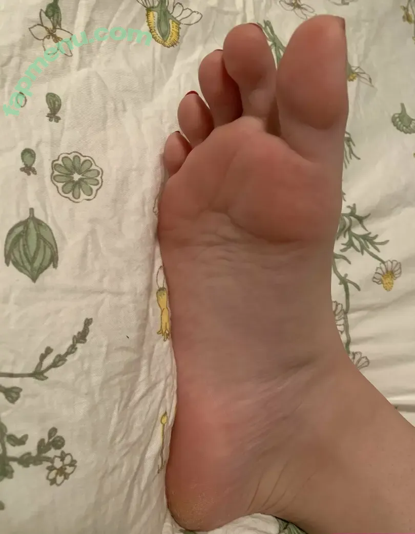 rjtoes nude photo #0012 (_tomrhodes)