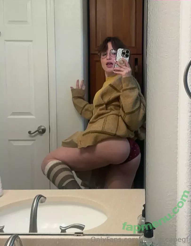 RLrunescapeGF nude photo #1192 (its_rlrunescapegf)