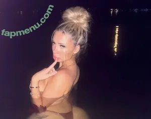 rmnolove / rennoloveee nude photo #0059