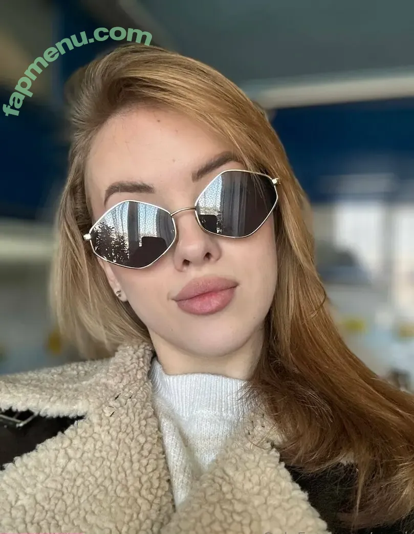 ro_ni nude photo #0002 (ro_ni)