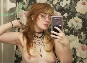 roachreject / bug.jpeg / iiSPUDSii / roachete nude photo #0020