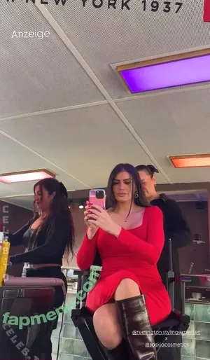 Roaya_Soraya nude photo #0065