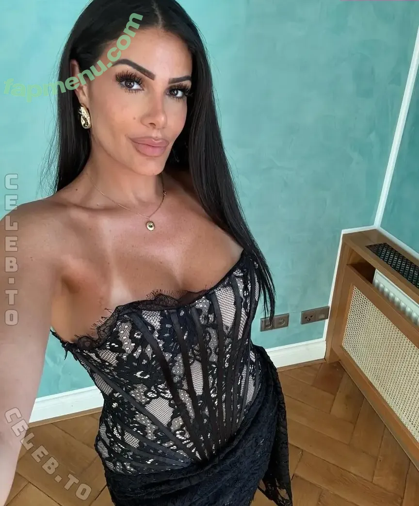 Roaya_Soraya nude photo #0066 (Roaya_Soraya)