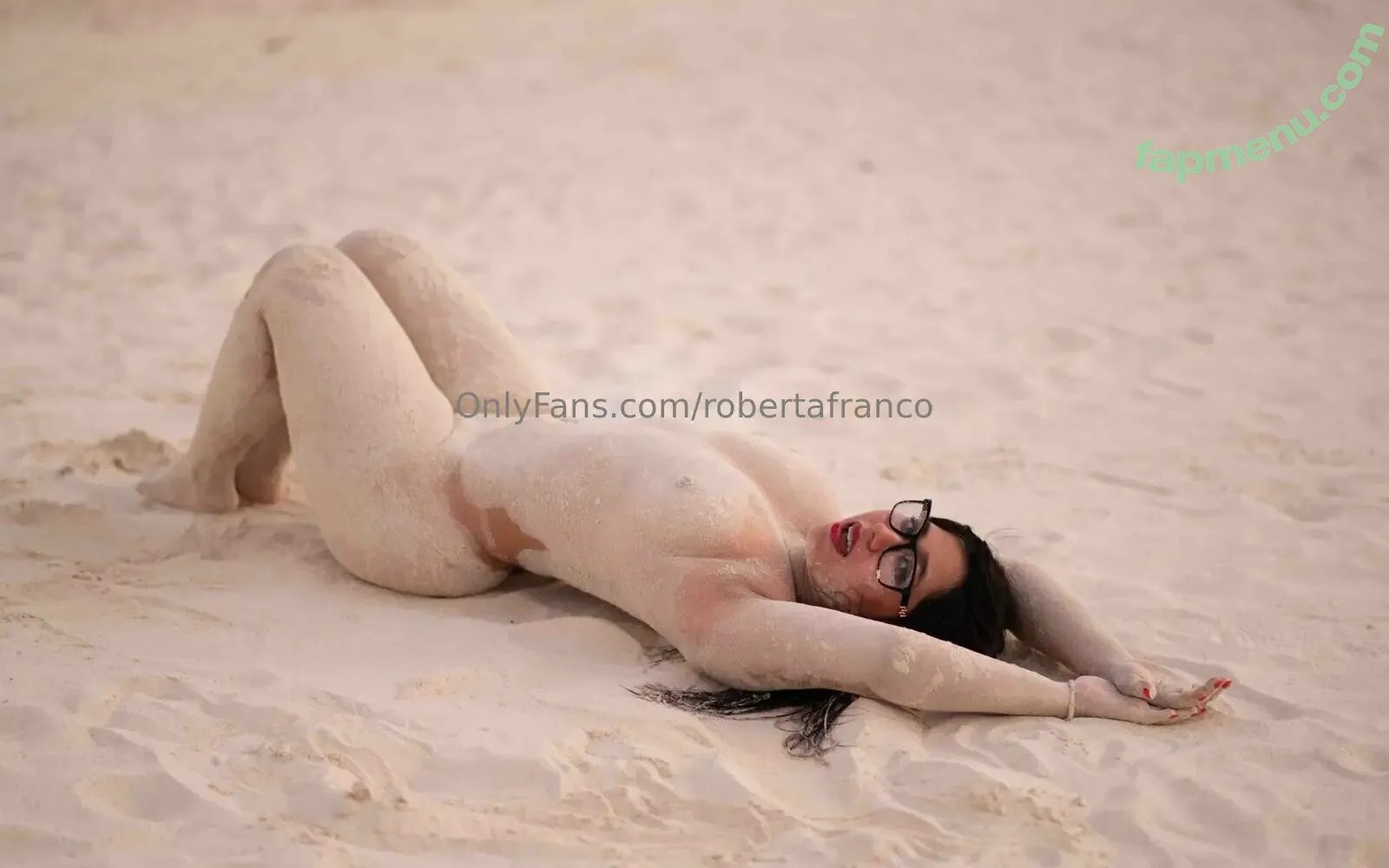 robertafranco nude photo #0094 (robertitaafranco)