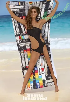 Robin Holzken / robinholzken nude photo #0006