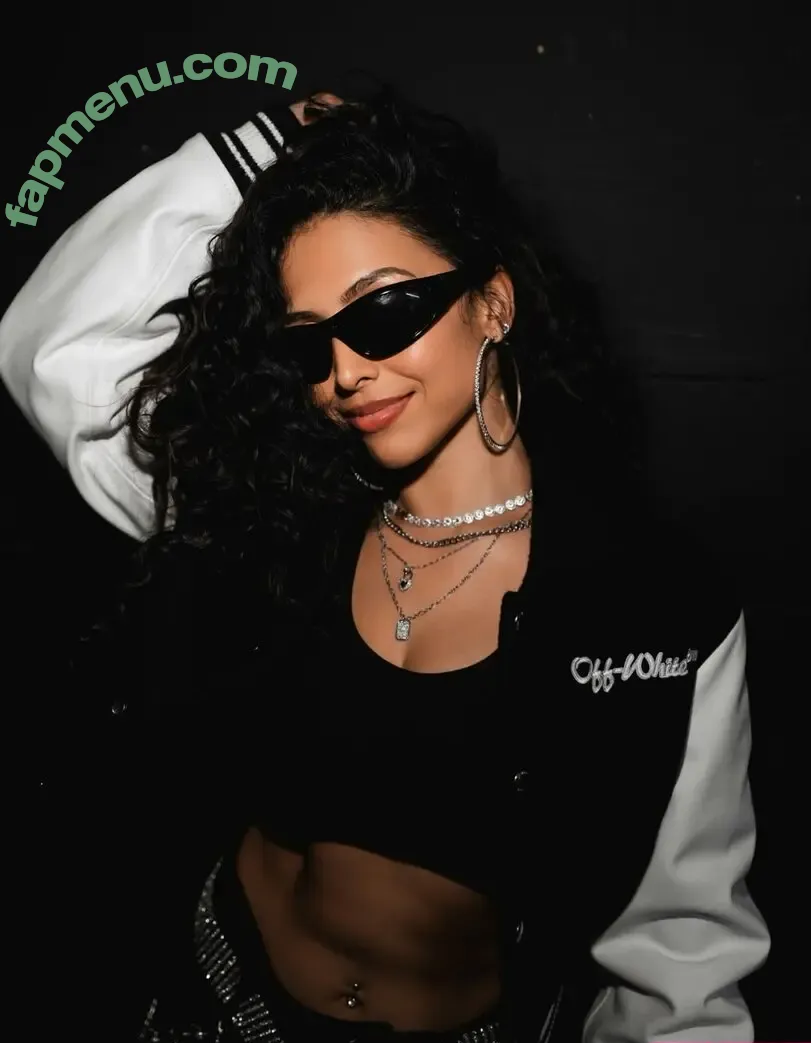 Robin Roxette nude photo #0102 (oh.my.roxette / robinroxette)