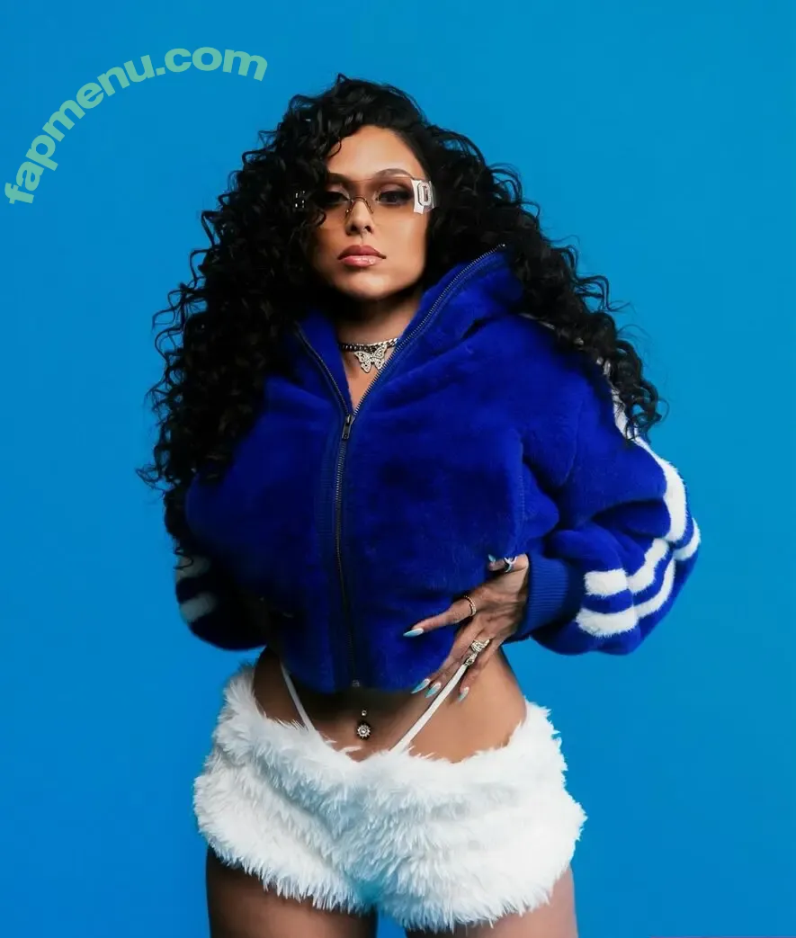 Robin Roxette nude photo #0111 (oh.my.roxette / robinroxette)