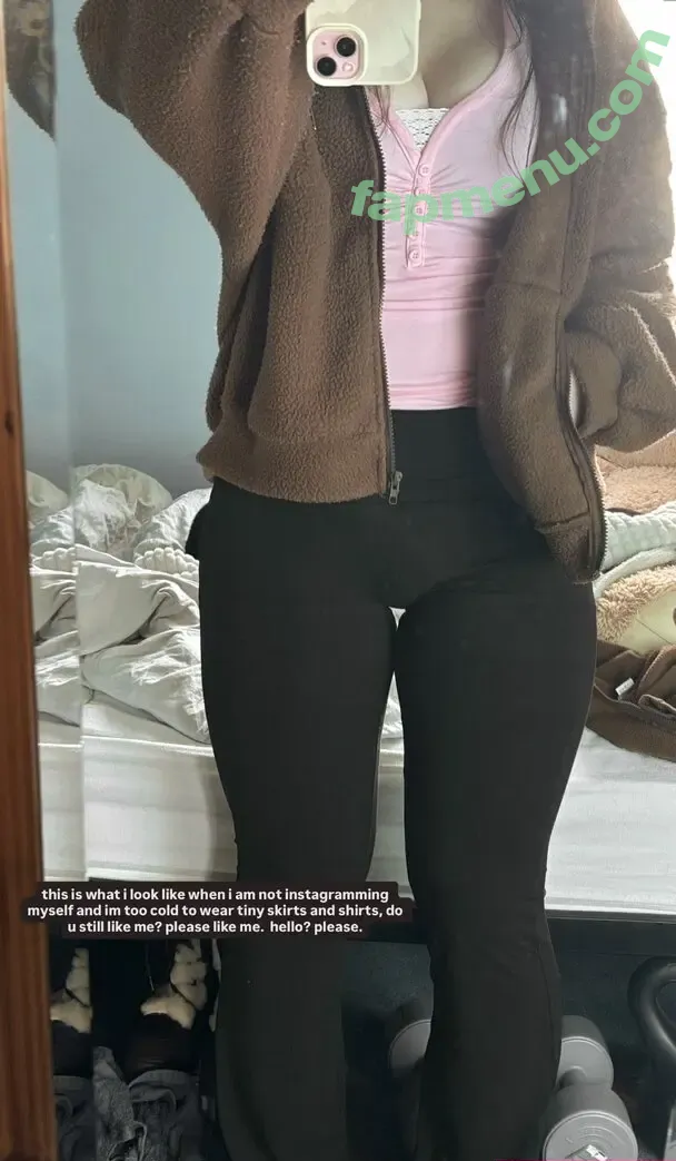Robyn nude photo #0001 (robynsnotreal / rrr0byn / therealredrobyn)
