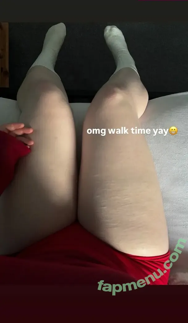 Robyn nude photo #0006 (robynsnotreal / rrr0byn / therealredrobyn)