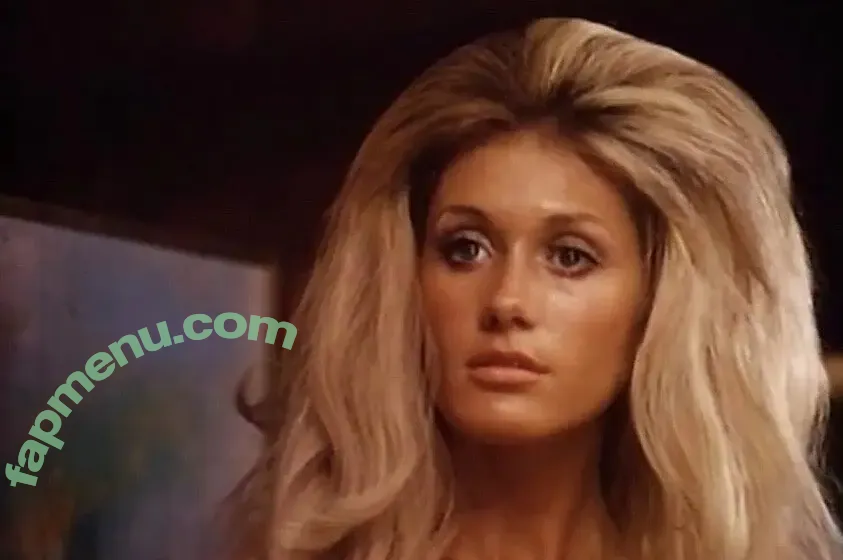 Robyn Hilton nude photo #0018 (Robyn Hilton)