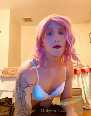 robynfem / robin.fynn nude photo #0029