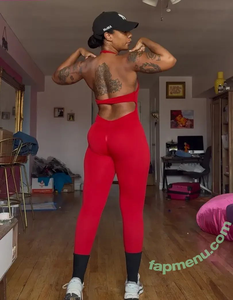 Rocio Marie nude photo #0011 (marielamh / rociomarie__)