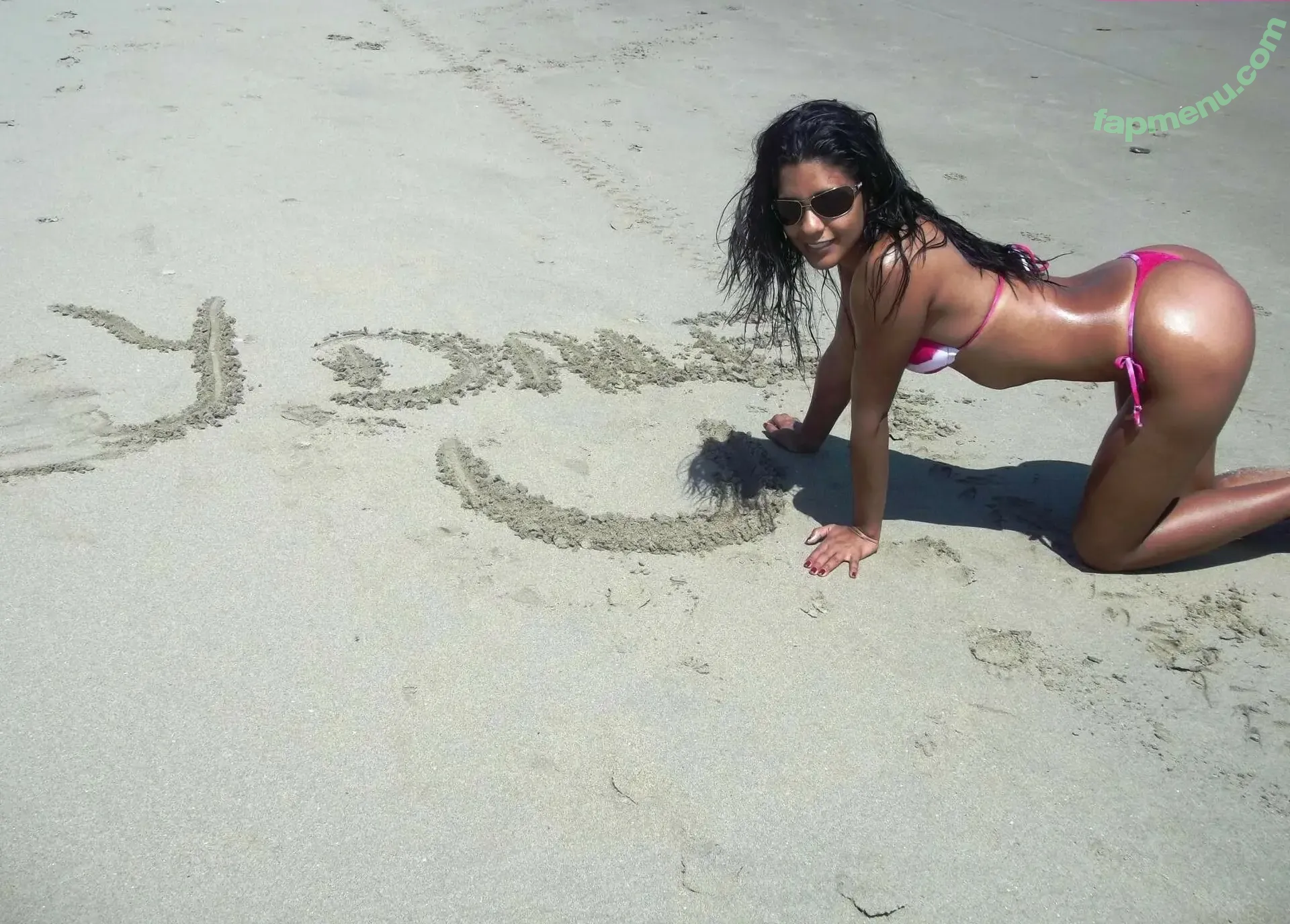 Rocio Miranda nude photo #0001 (r_miranda28)
