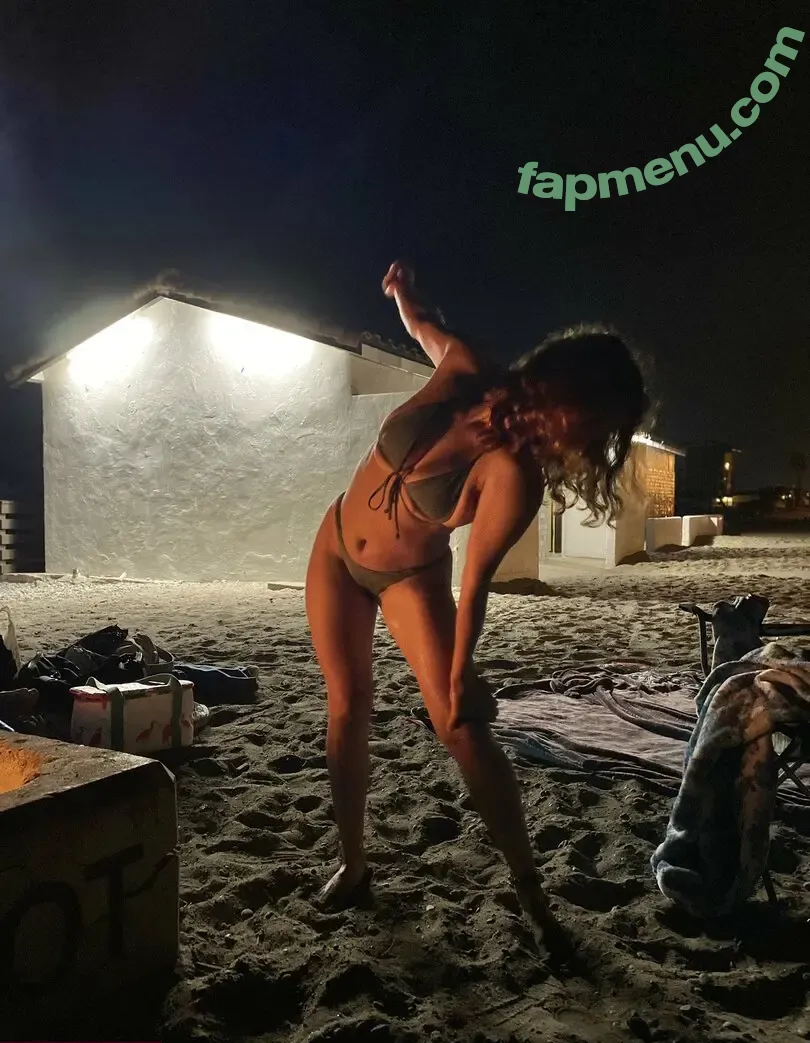 Rocio Vega nude photo #0018 (r.ociov / rociov33 / vivalavega)