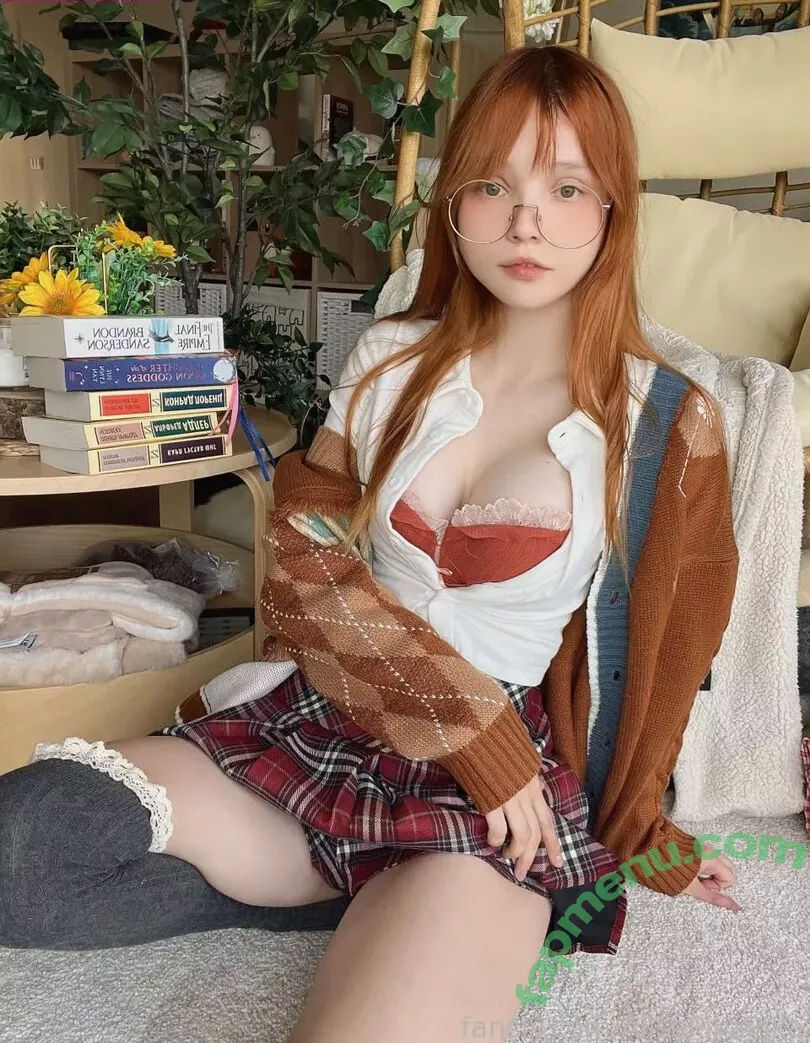 Rocksy Light nude photo #4006 (AlisaPikaPika / rocksylight)