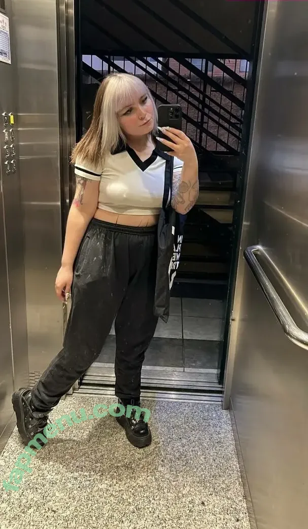 Rogue Anastasia nude photo #0005 (Anastasiaaraccoon)