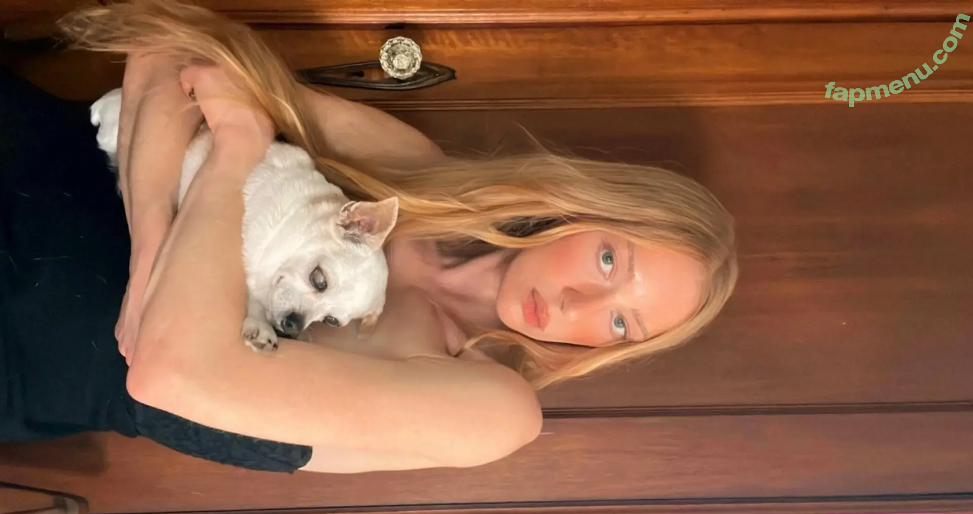 roisonheart nude photo #0087 (roisonheart)