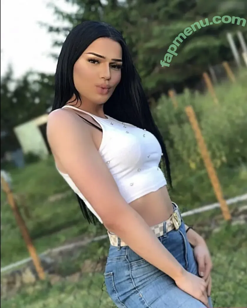 Rojin Bingöl nude photo #0004 (Itsrojinbitch)
