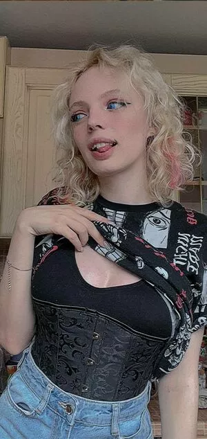 Romanowwa / tttsss_ccchhh nude photo #0013