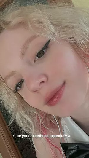 Romanowwa / tttsss_ccchhh nude photo #0015